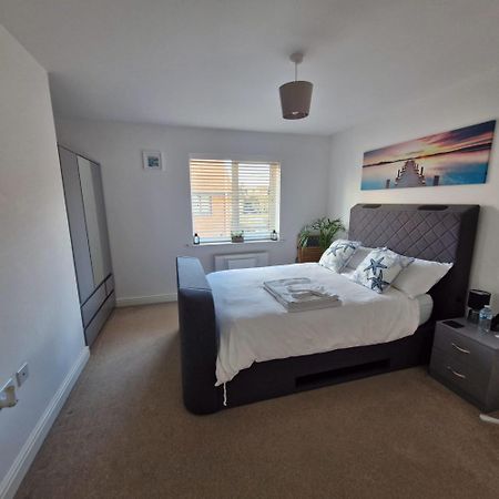 Modern Double Room With En-Suite, Parking & Fast Wifi - Close To Beach Sandgate Exterior foto